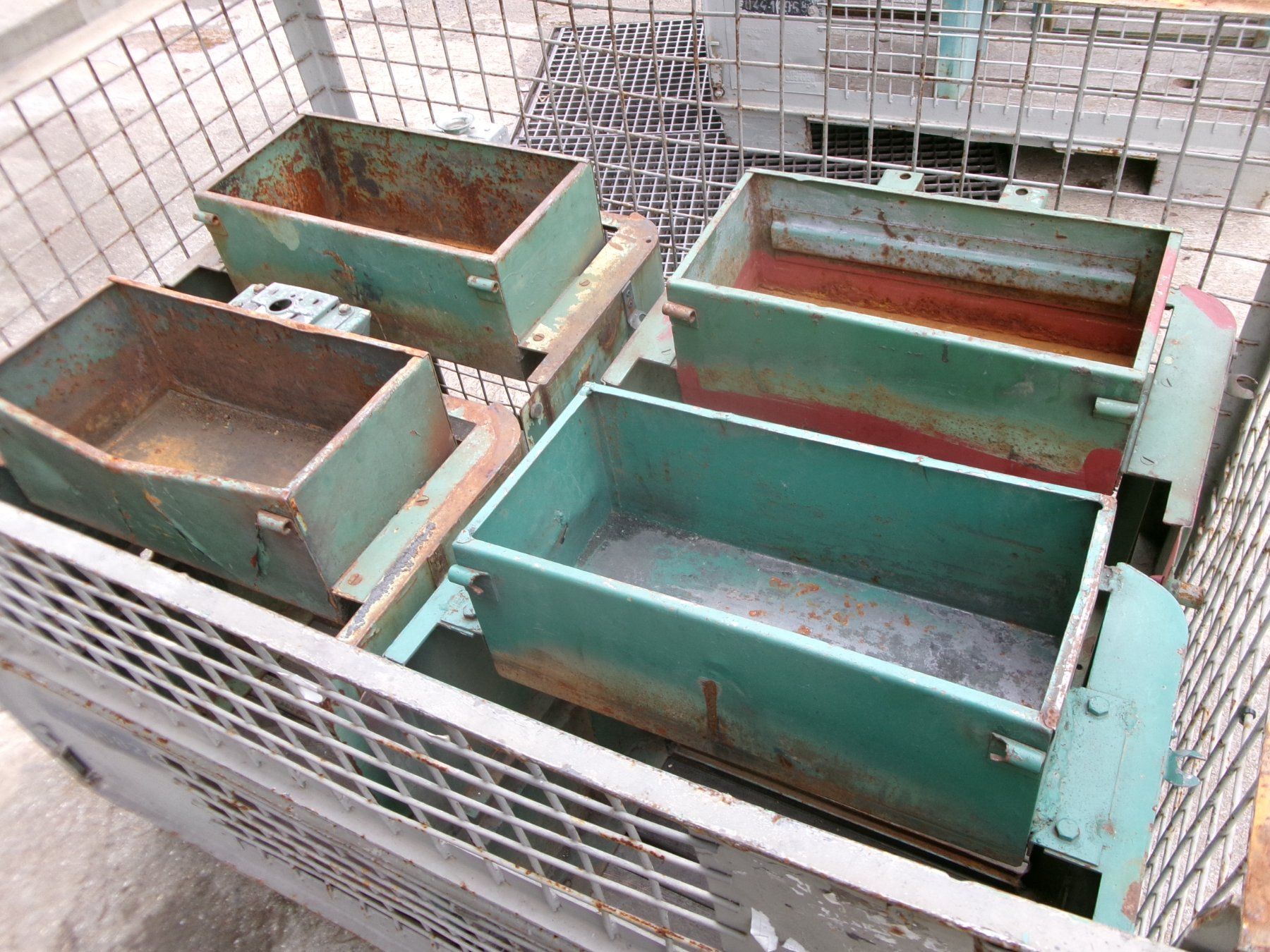 Bührer Trattori: Bührer -Traktoren  -  Kühler / Font – Usato da Eschenbach SG venduto da GM-29 1