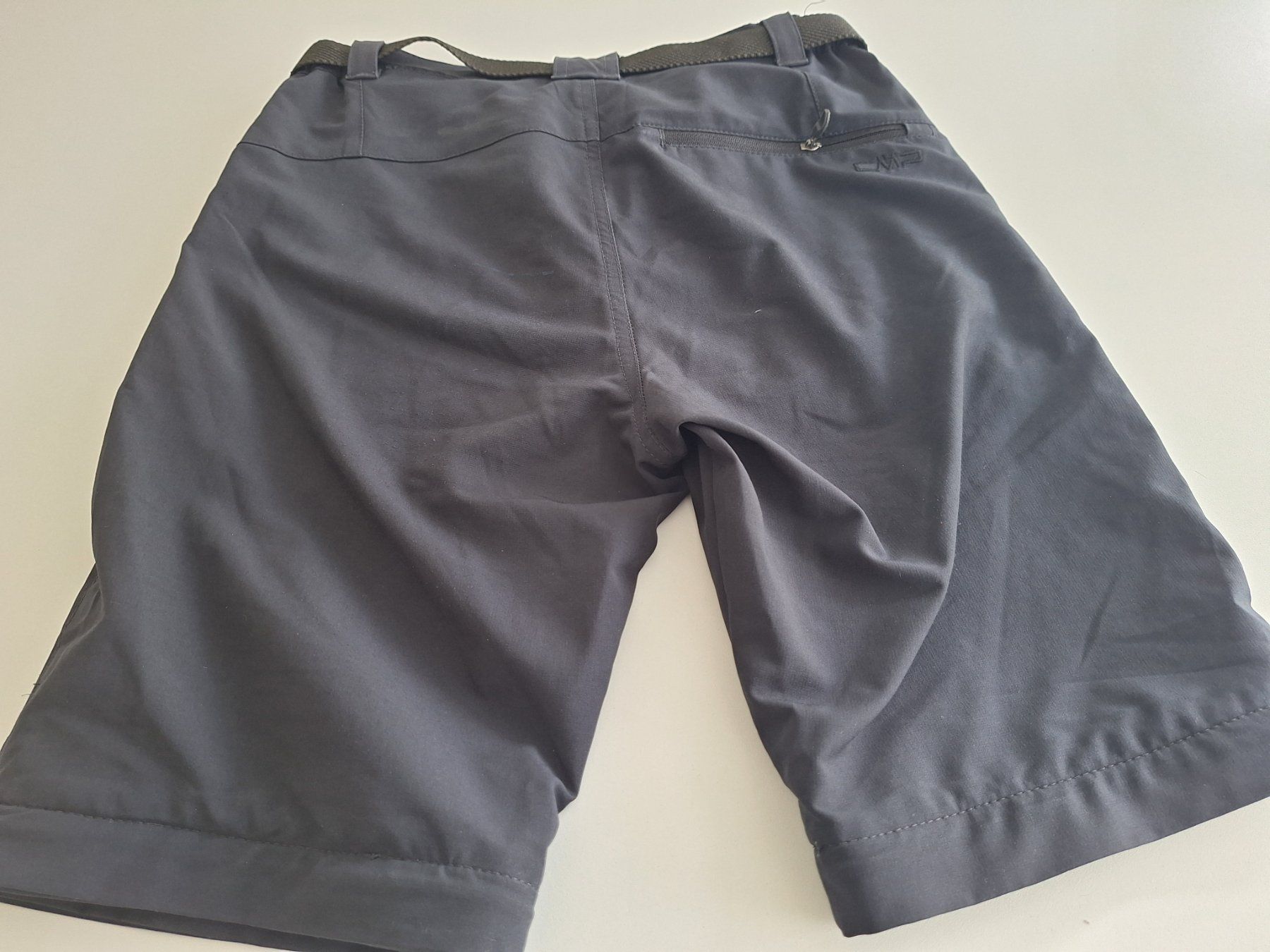 Pantalons: CMP Outdoorhose kurz – D'occasion à Bichwil par Georges_River 2
