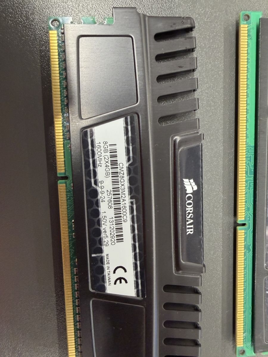 Corsair PC: 16GB RAM DDR 3 4x4GB – Usato da Amriswil venduto da Trendymarkt 2