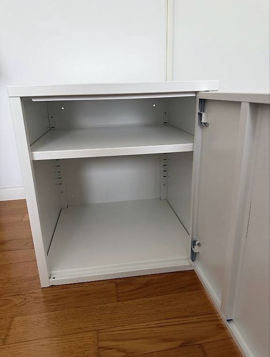 Sonstige Dekorationen & Accessoires: Staubox – Gebraucht aus Wettingen von tur_2nqw 1