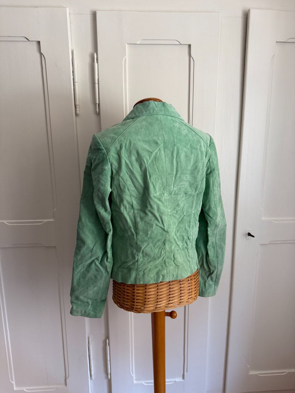Vestes: IBANA - Lederjacke mintgrün 40 – D'occasion à Zürich par Diazaio 2
