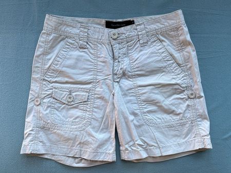 Calvin Klein cargo shorts size US2