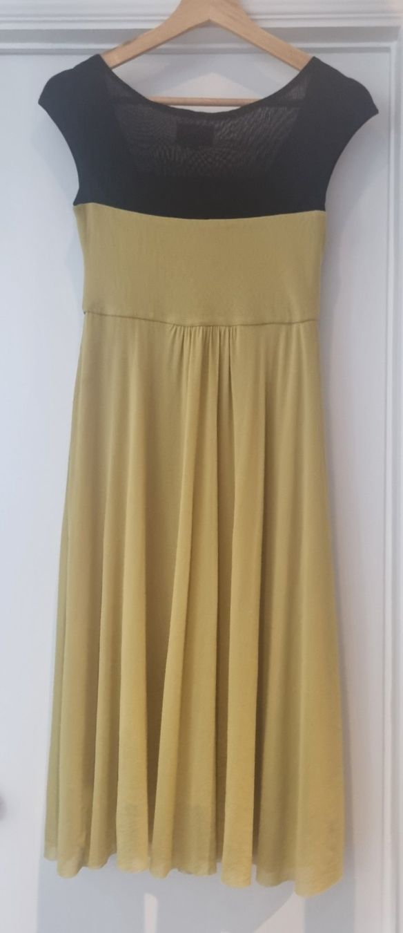 Kleider: Johnston & Bell Limette Langkleid, Grösse 8/36 mit Spitze – Gebraucht aus Weiach von lor_f6sn 1