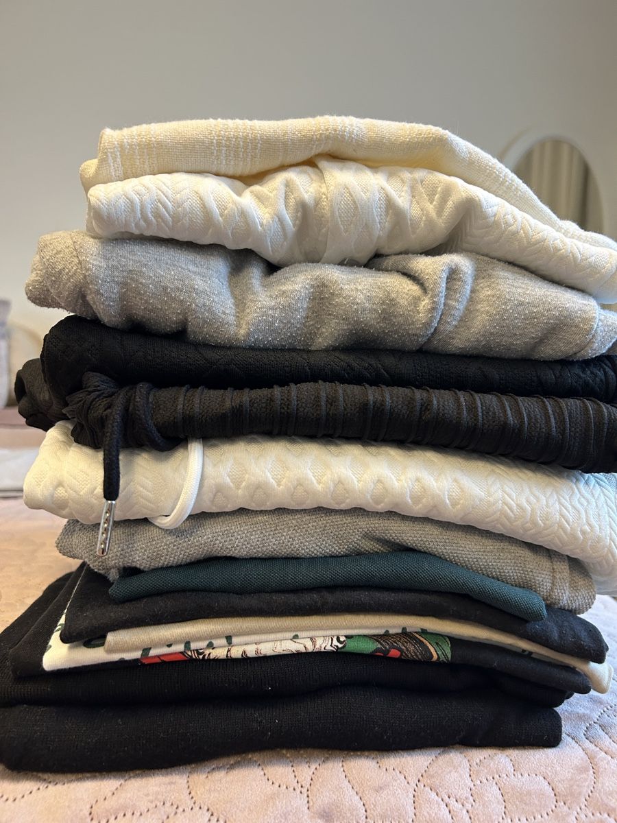Kleiderpakete: Kleiderpaket Herren S/M – Gebraucht aus Steinmaur von jul_6xzz