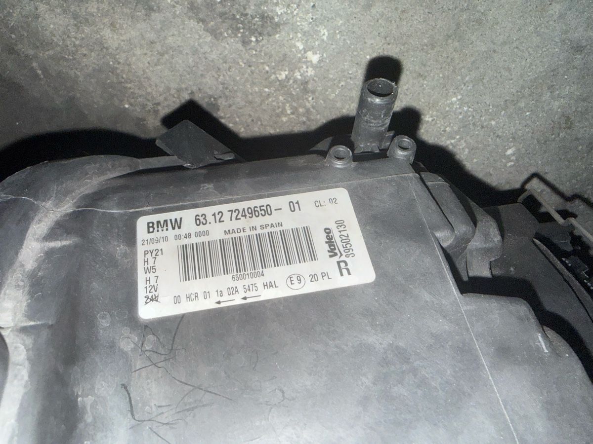 BMW Phares: BMW Scheinwerfer Modell E82/E88 – D'occasion à pratteln par Bogi94 5