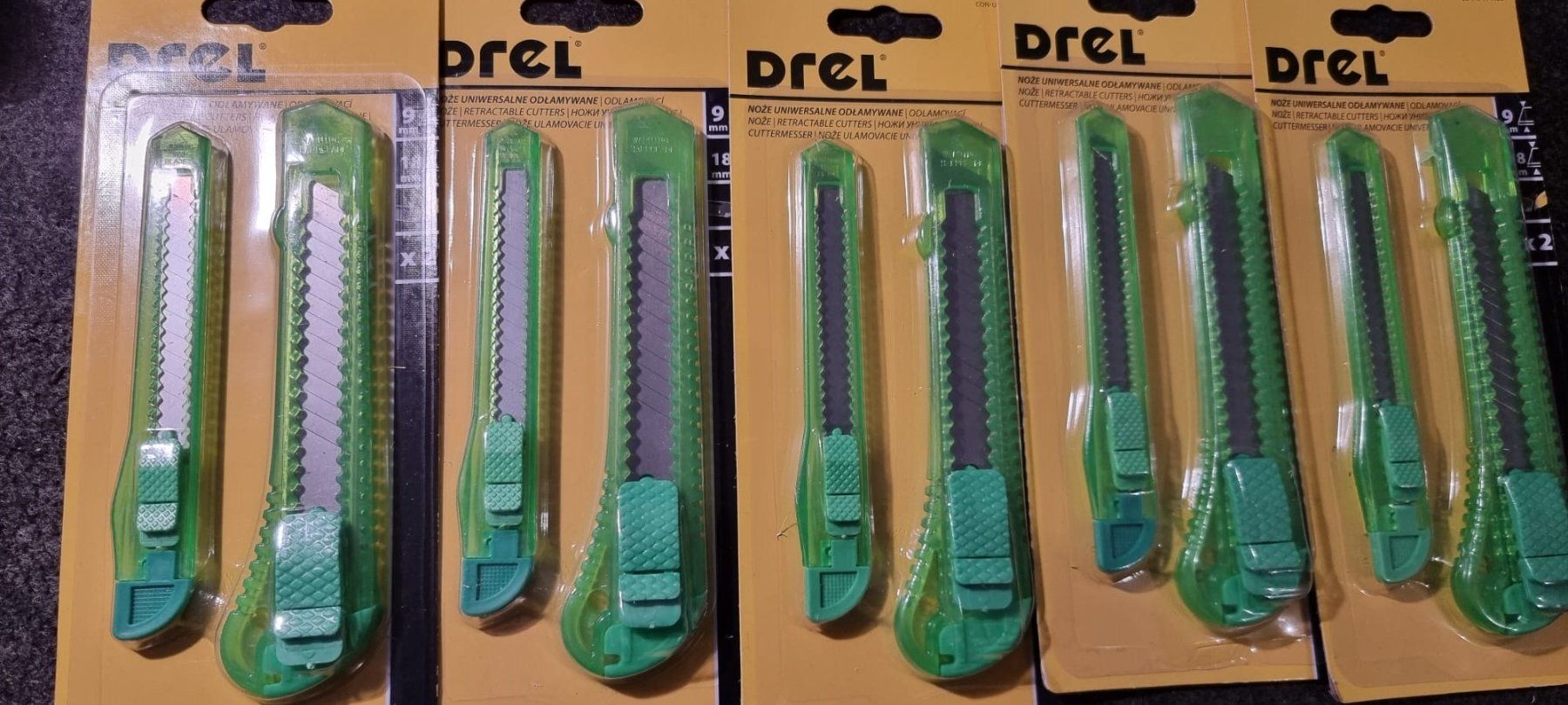 Alle Werkzeuge: 10 Stück Cutter / Teppichmesser – Neu und originalverpackt aus Rebstein von James-Dean