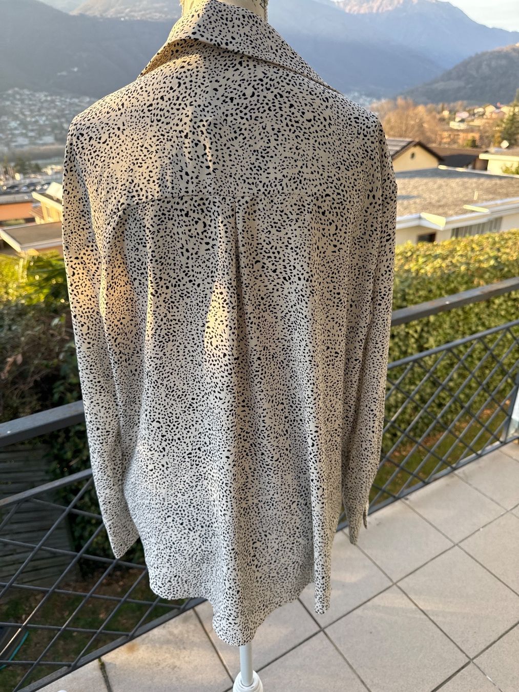 Zara Blusen: Bluse Zara Neu (M) – Neu (gemäss Beschreibung) aus Vezia von sidu03 1