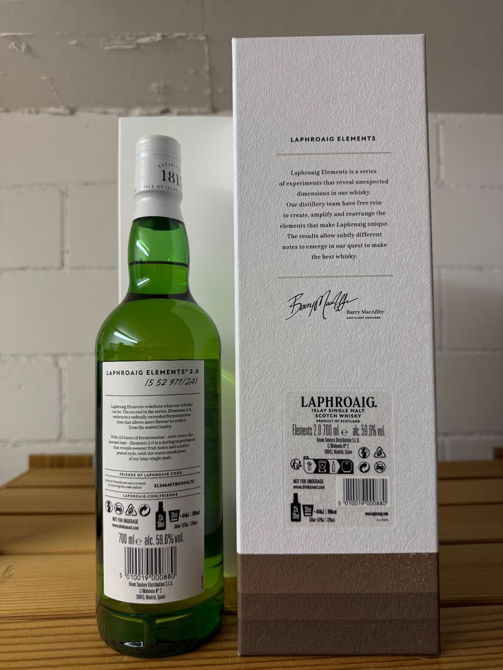 Laphroaig Spiritueux: Laphroaig Elements L 2.0 Limited Edition, 59.6% Vol. 0.7l – Neuf avec emballage d'origine à Wiesendangen par whiskyandwine 1