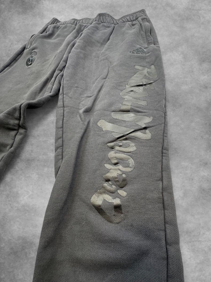 Adidas Pantaloni: Adidas Real Madrid sweatpants – Usato da Erlinsbach SO venduto da TogaResell 2