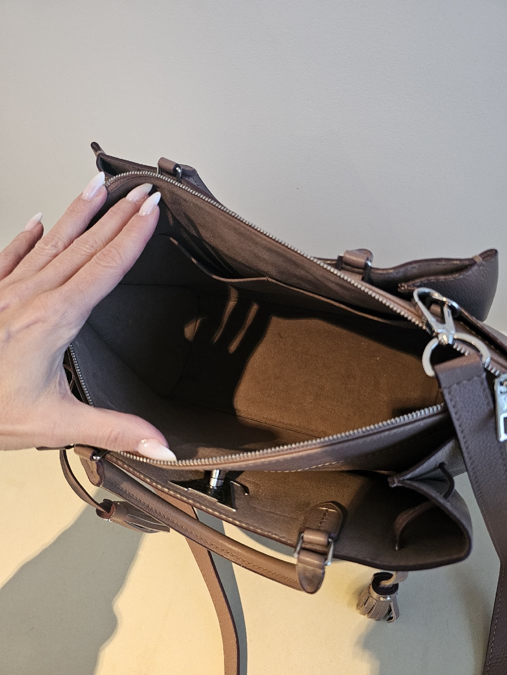 Louis Vuitton Borse da donna: Sac Louis Vuitton Lockmeto original – Usato da Courtepin venduto da mandy67 2