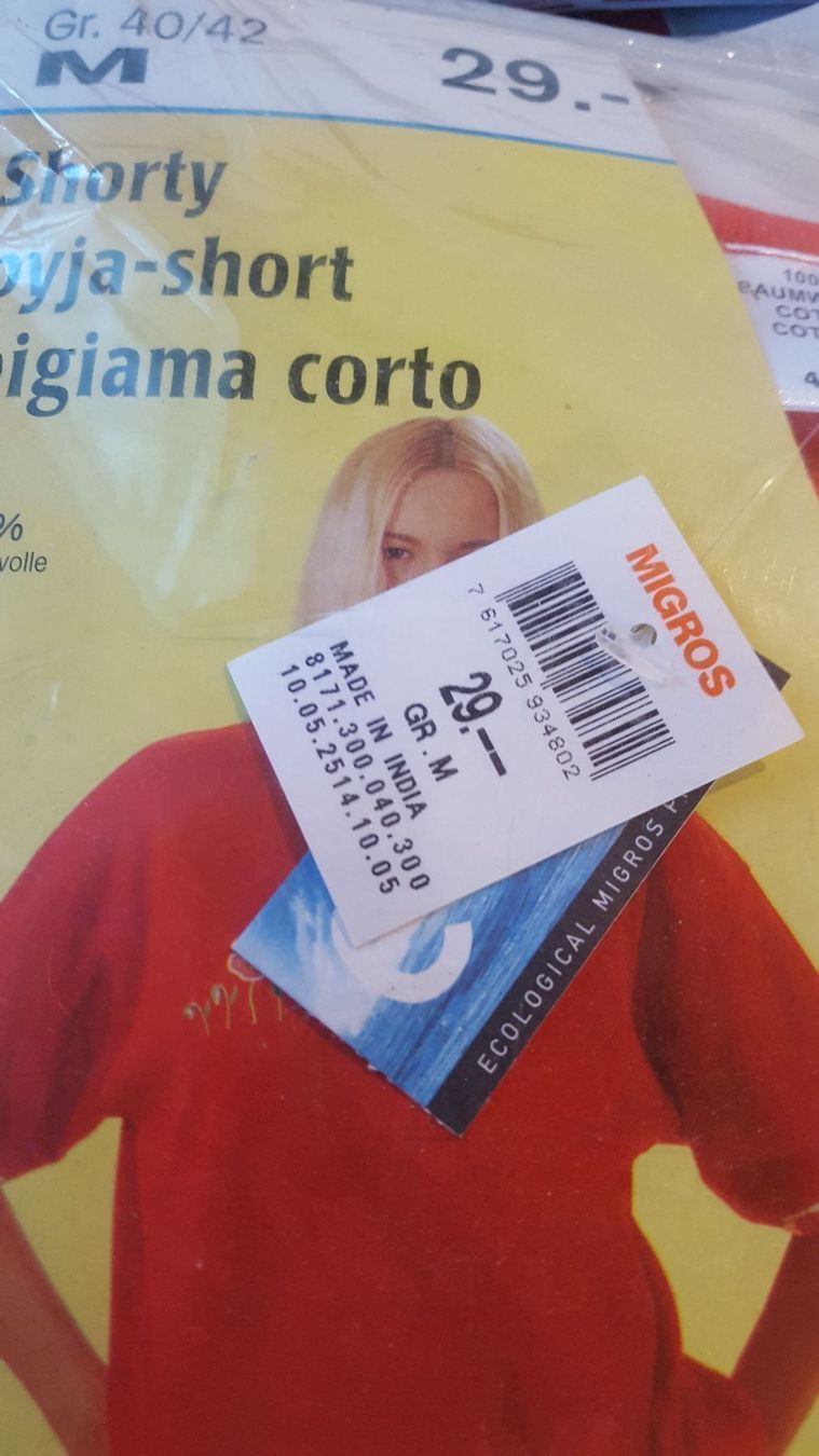 Negligees & Pigiami: Kurzer Pyjama grösse M (40/42) NEU! – Nuovo e nell'imballaggio originale da Remetschwil venduto da Privatflohmi 1