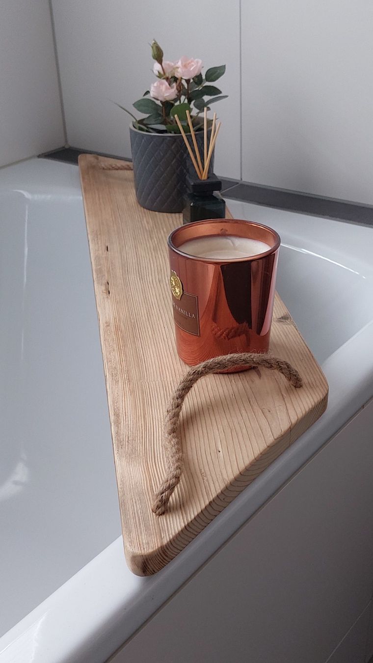 Tutte le decorazioni: Badewannenablage aus einem Altholzbrett – Nuovo e nell'imballaggio originale da Egnach venduto da Oldwoodstyle 4