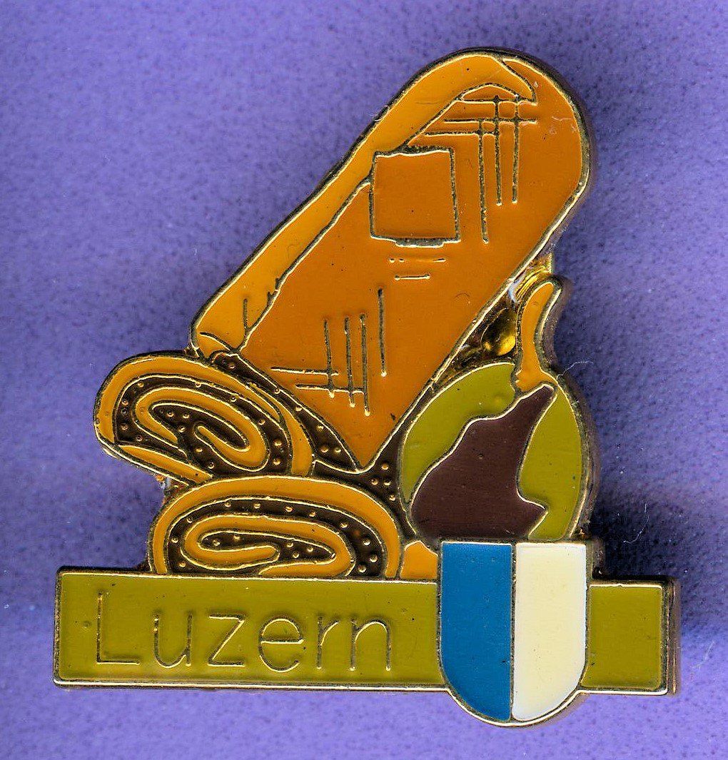 Placchette & Badge: Backwaren   LUZERN – Usato da Winterthur venduto da Sammleroase