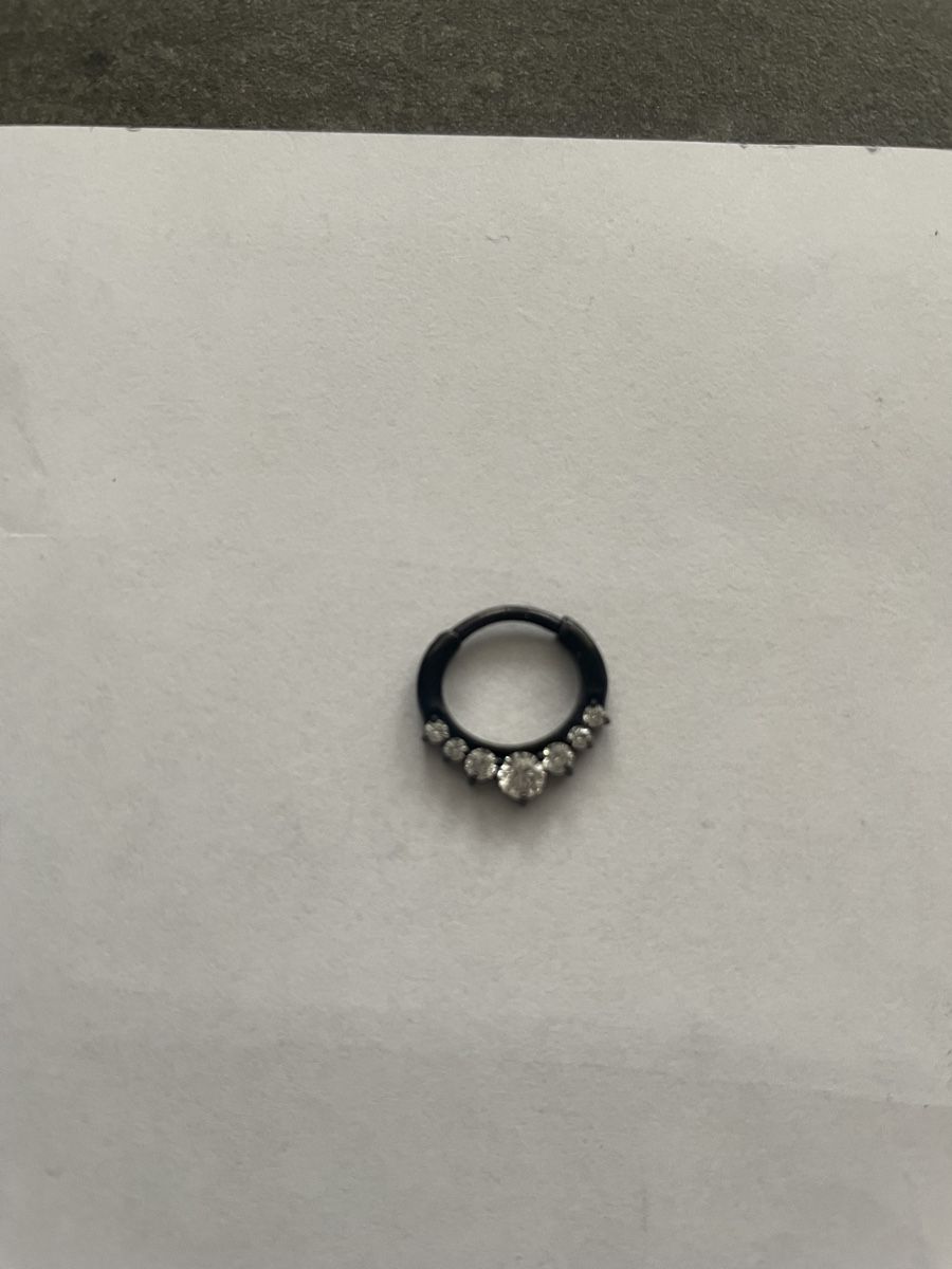 Gioielli per piercing: Septum Schmuck (ungetragen) – Nuovo e nell'imballaggio originale da Bubikon venduto da Shibea