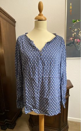 Yessica Bluse Shirt blau Blumen Gr. 42