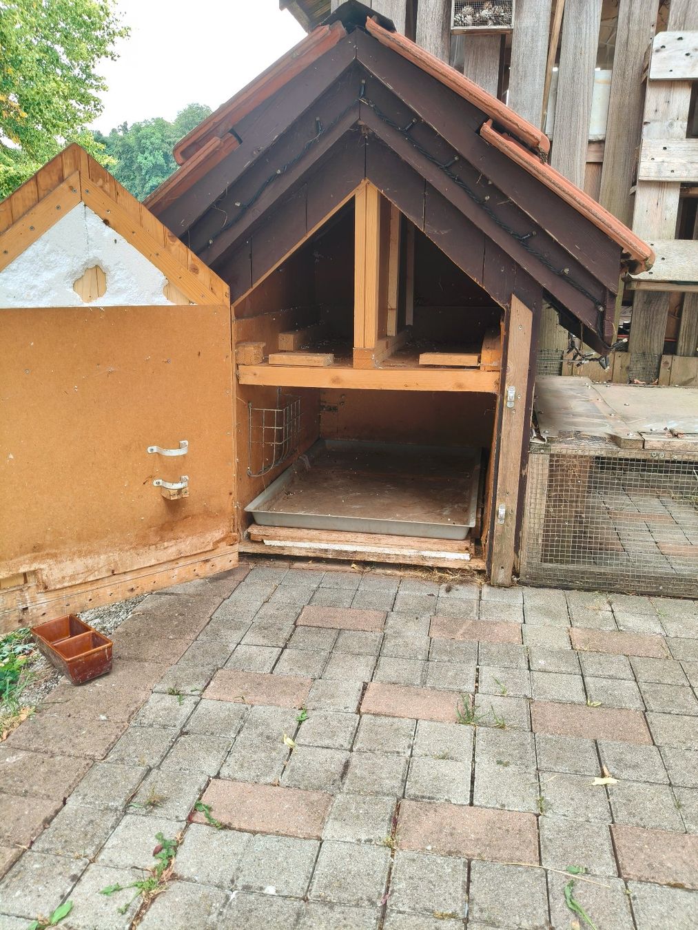 Cucce & Letti: Keintierstall / Hundehütte – Usato da Lotzwil venduto da Schaub4932 3