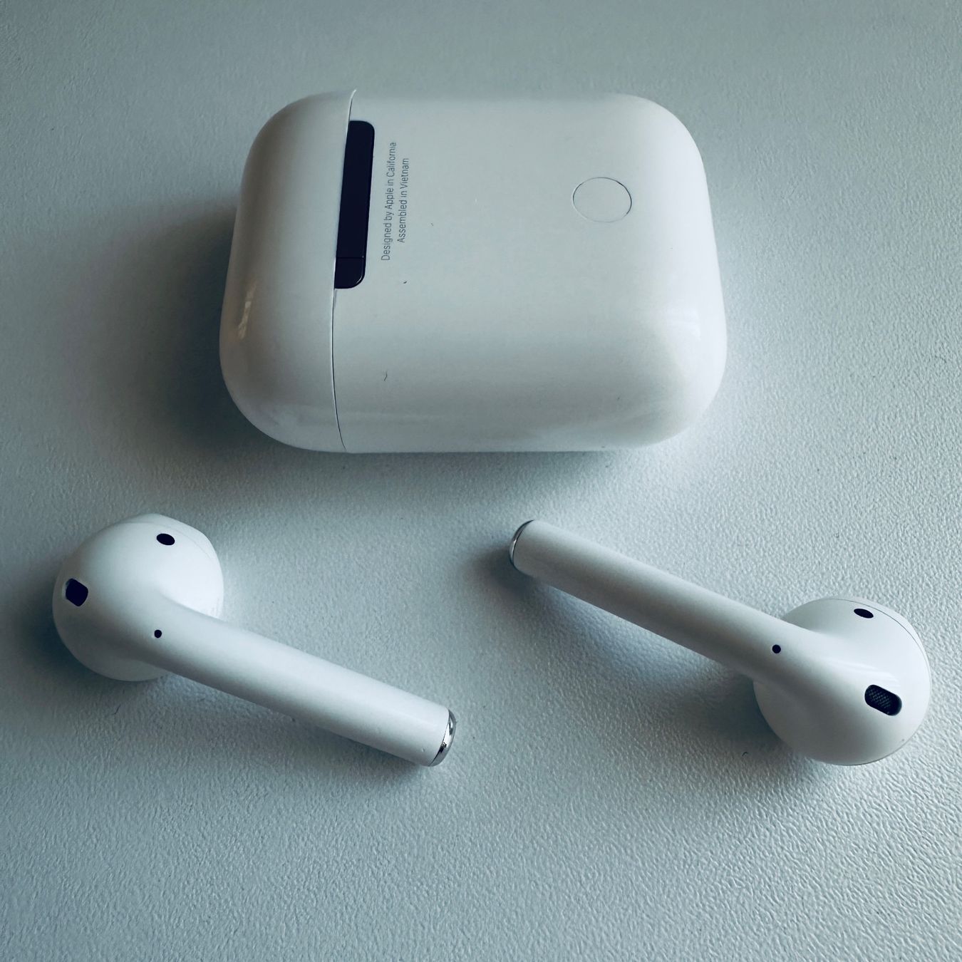 Apple Cuffie: Original Apple AirPods 2 Kopfhörer Wireless Lightning Kabel – Usato da Basel venduto da MY.AIRPODS.SHOP 7