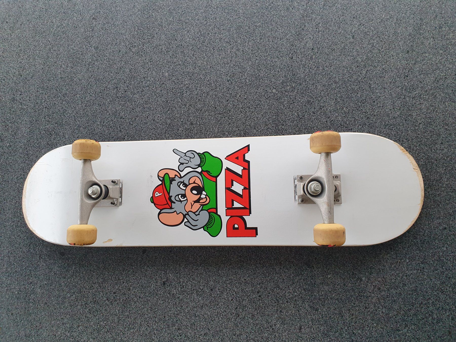 Skateboards: Profi Skateboard – Usato da Herznach venduto da VwGolfer