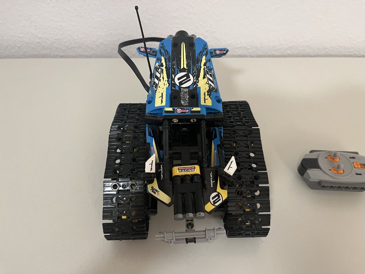 Lego Baukästen: LEGO 42095 Remote-Controlled Stunt Racer – Gebraucht aus Basel von Palchyk 3