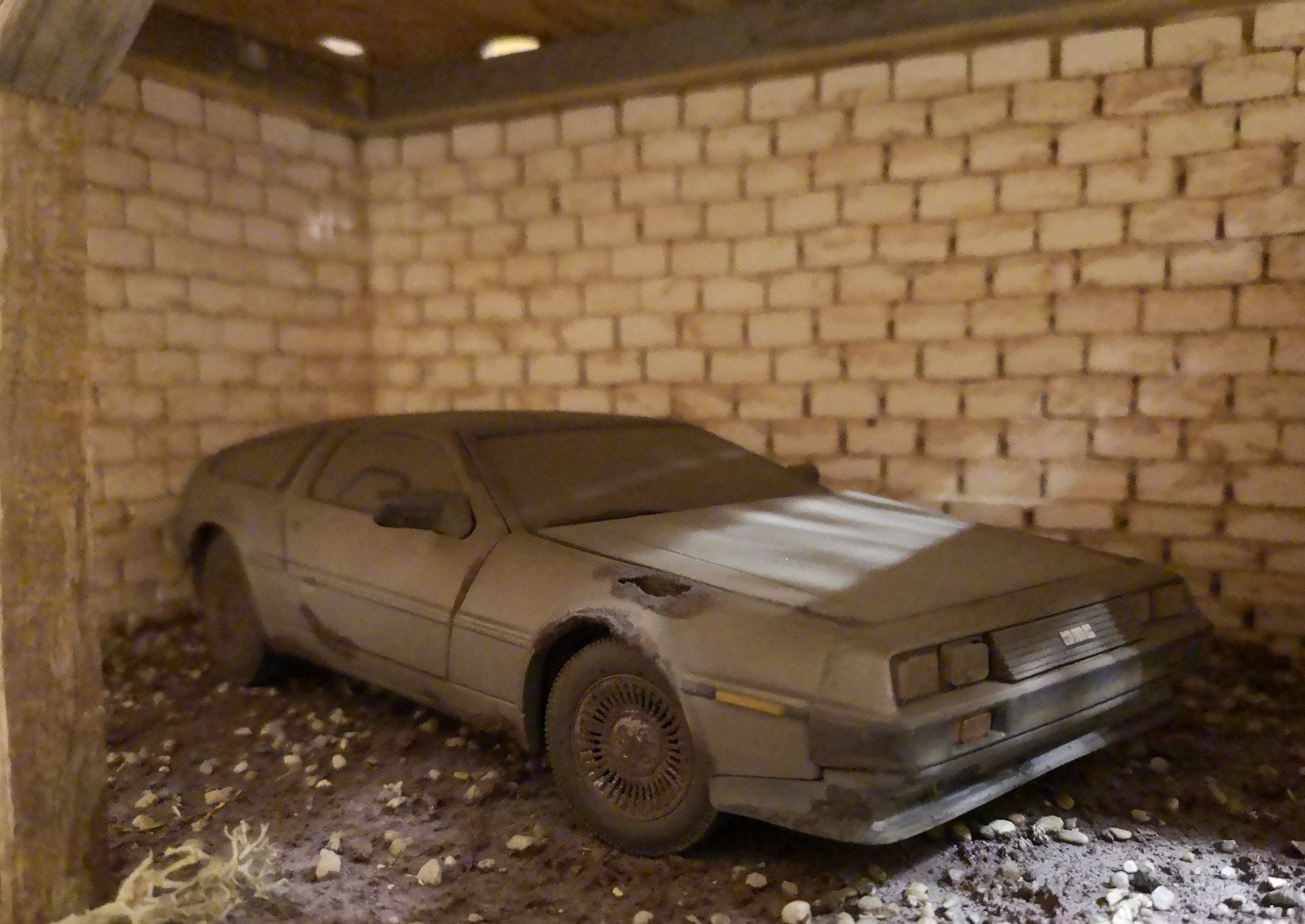 Kit di modellismo & Modellini statici: 1:18 Delorean "Scheunenfund" Unikat – Usato da Niederbipp venduto da kevintifu20