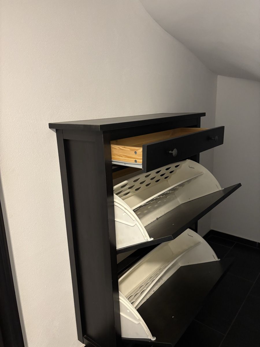 Ikea Guardaroba: Spiegel und Schuhschrank – Usato da Ernetschwil venduto da nhr_5bl9 1