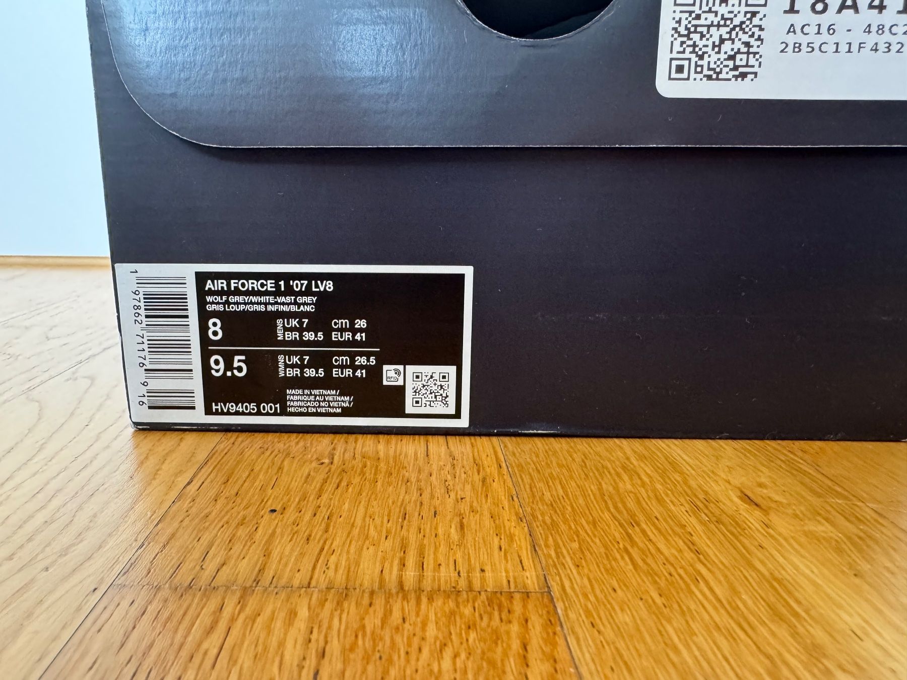 Nike Scarpe da uomo: Nike Air Force 1 Gr:41 LV8 Wolf Grey – Usato da Sissach venduto da Kicks13 3