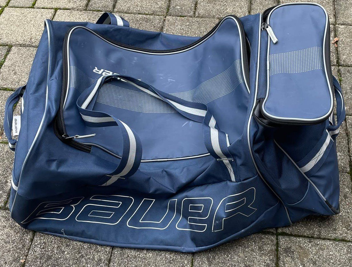 Bauer Sacs & sacs à dos: Eishockeytasche – D'occasion à Seon par leo0007