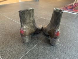 grüne stiefeletten fauzian jeunesse