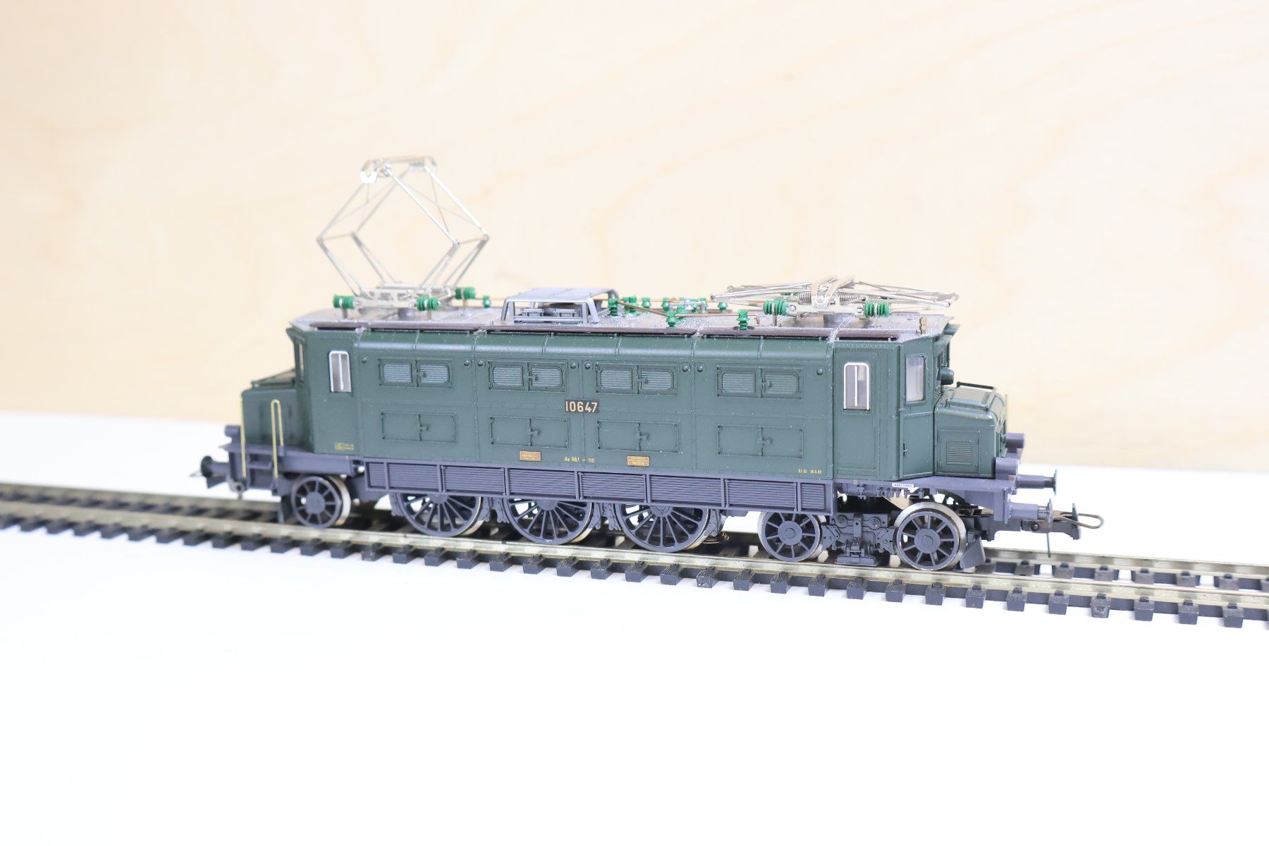Fleischmann Modelleisenbahnen: Fleischmann SBB Ae 3/6 E-Lok H0 DC – Gebraucht aus Winterthur von Monstera 7