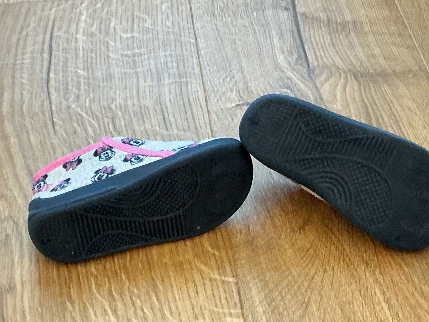 Scarpe per ragazzi: Children slippers shoes 24 – Usato da Brugg AG venduto da Magna3 4