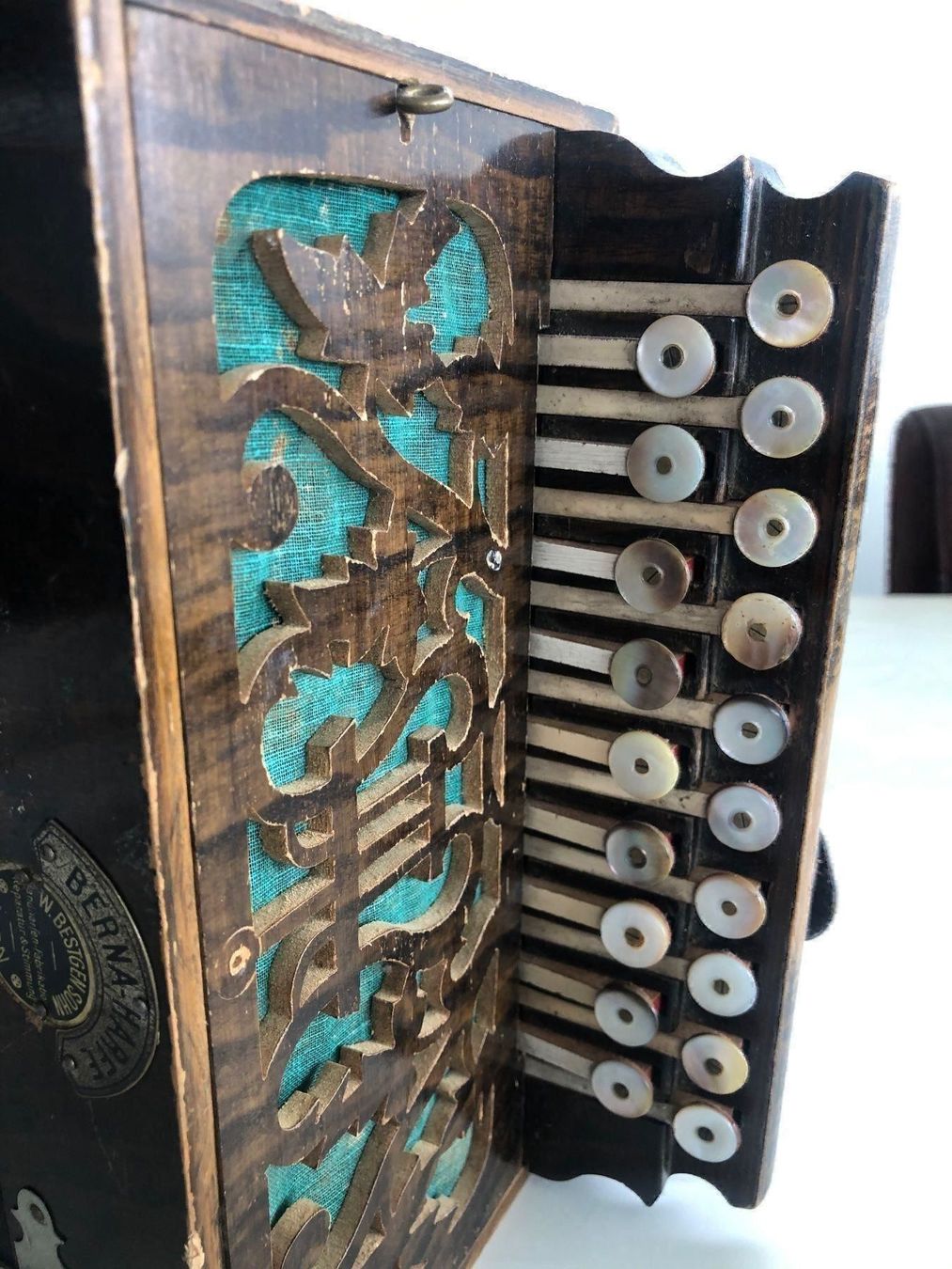 Strumenti musicali: Schwizer Örgeli Berna - Harfe – Usato da Rickenbach SZ venduto da Montagmorgen12 1