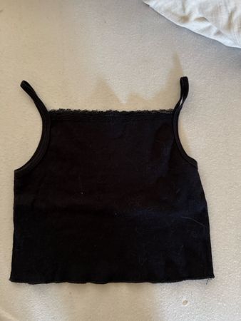 Top Brandy Melville schwarz Spitzendetail Grösse xs onesize