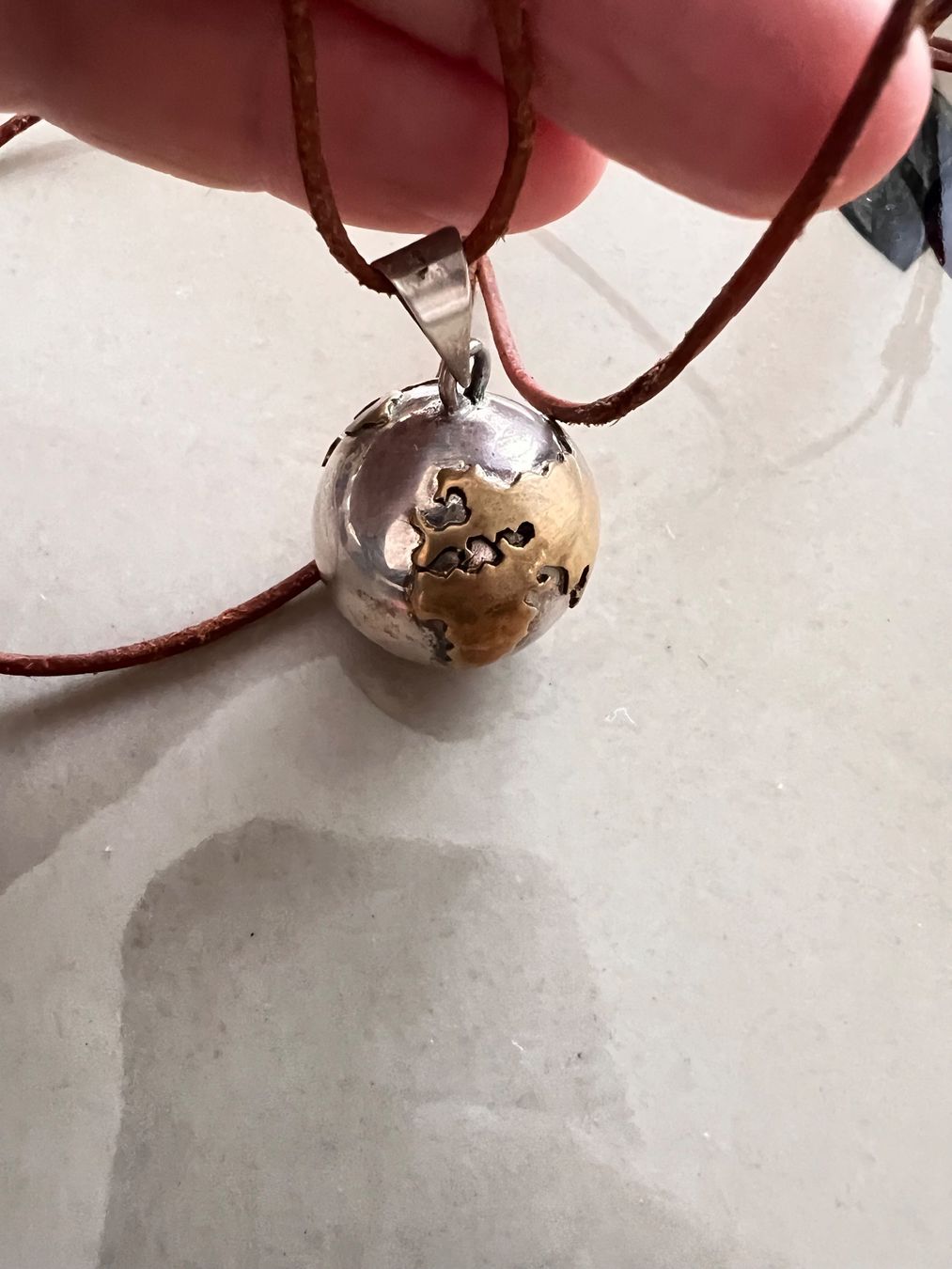 Catenine: Vintage silver chime world pendant – Usato da Lausanne venduto da NYC67 2