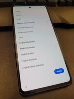 Neuwertiges Samsung S20 FE 128GB Dual SIM Cloud Navy / Blau
