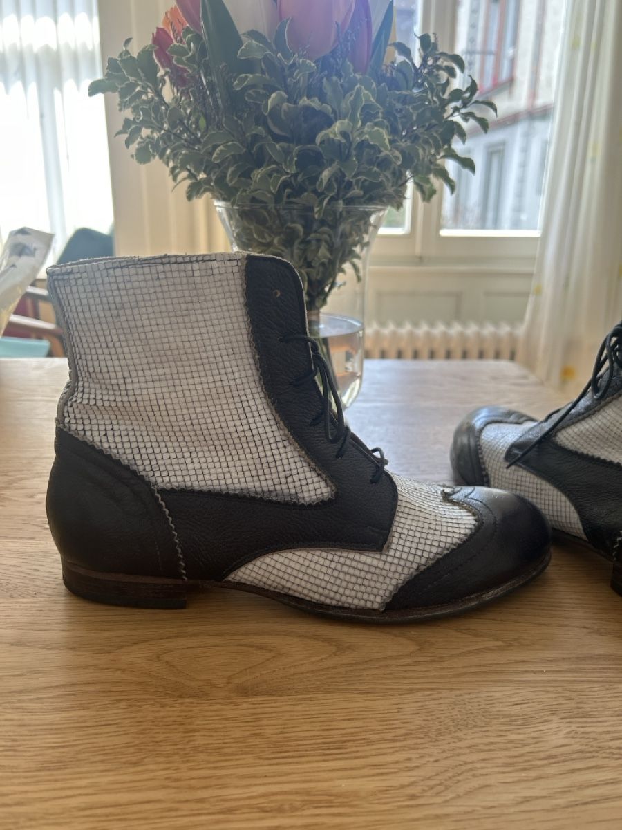 Moma Damenschuhe: Winterstiefel von MOMA, Grösse 40, selten getragen! – Gebraucht aus Herisau von Renee30 3