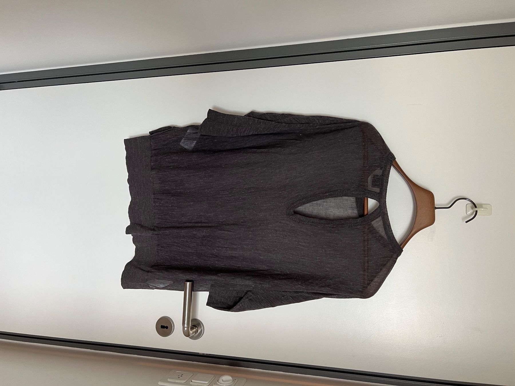 Pullover & Sweatshirts: In wear - oversized pullover – Neu (gemäss Beschreibung) aus Biel/Bienne von RO19 2