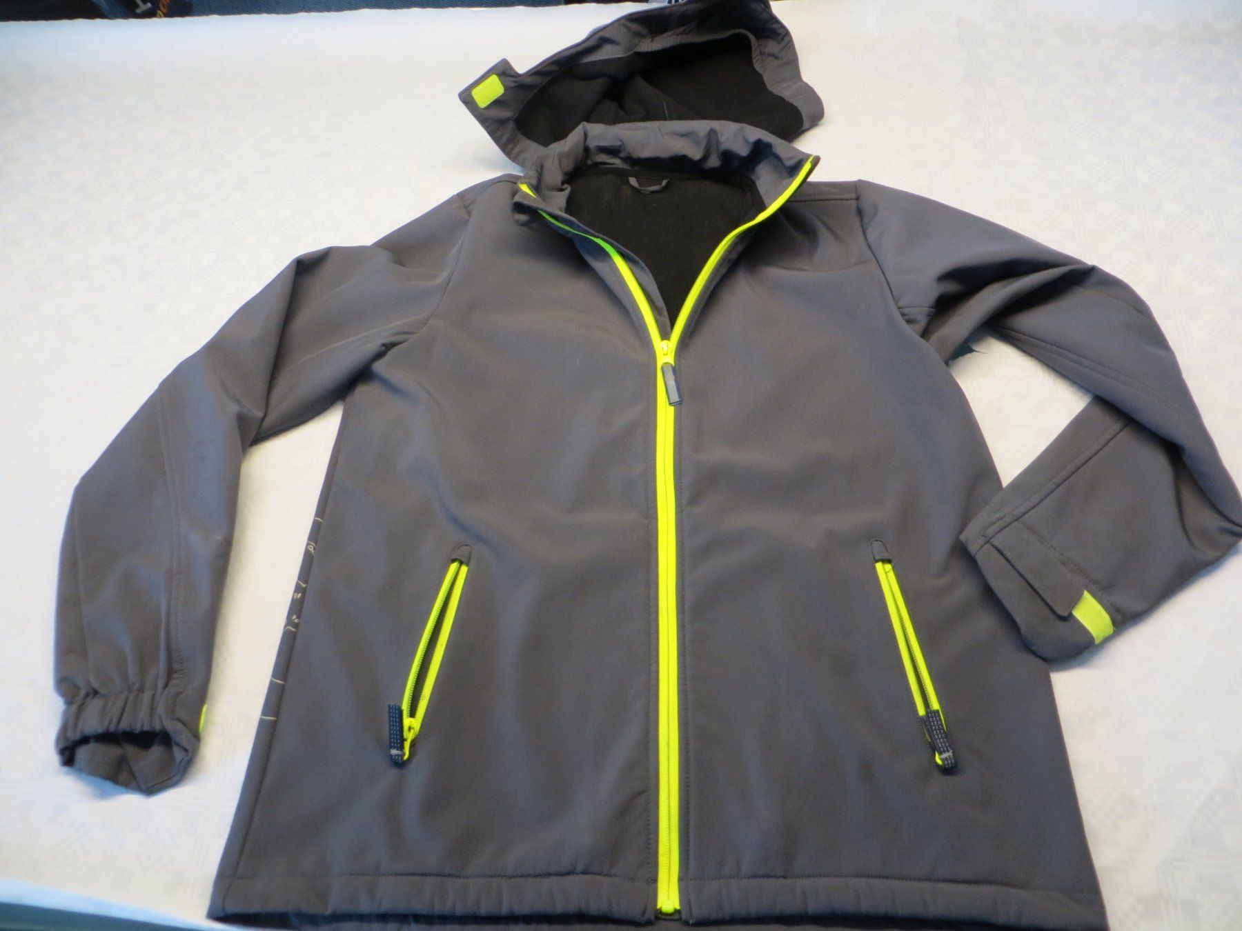 Jako-O Giacche & Cappotti: Fitz/Jako-o Softshelljacke MTB Bikermotiv Gr.176/182 Jungs – Usato da Hunzenschwil venduto da rvkkazch 2