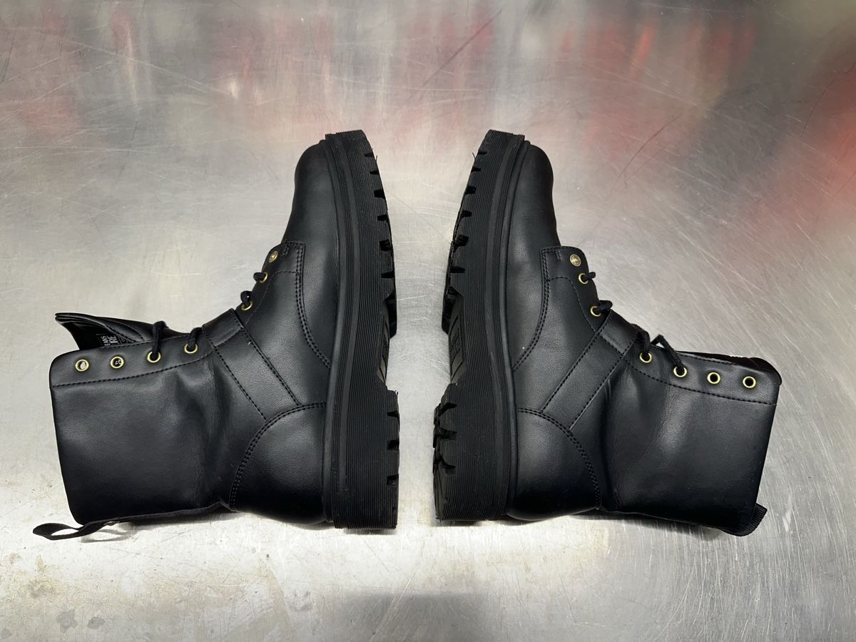 Versace Scarpe da uomo: Versace Jeans Couture Boots Schwarz – Usato da Schwende venduto da weesli 2