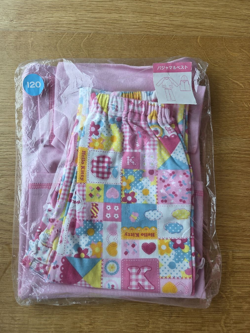 Hello Kitty Ensembles coordonnés: Hello Kitty Set, Gr. 120, NEU, Rosa, Mädchen – Neuf avec emballage d'origine à Villars-sur-Glâne par richardette 8