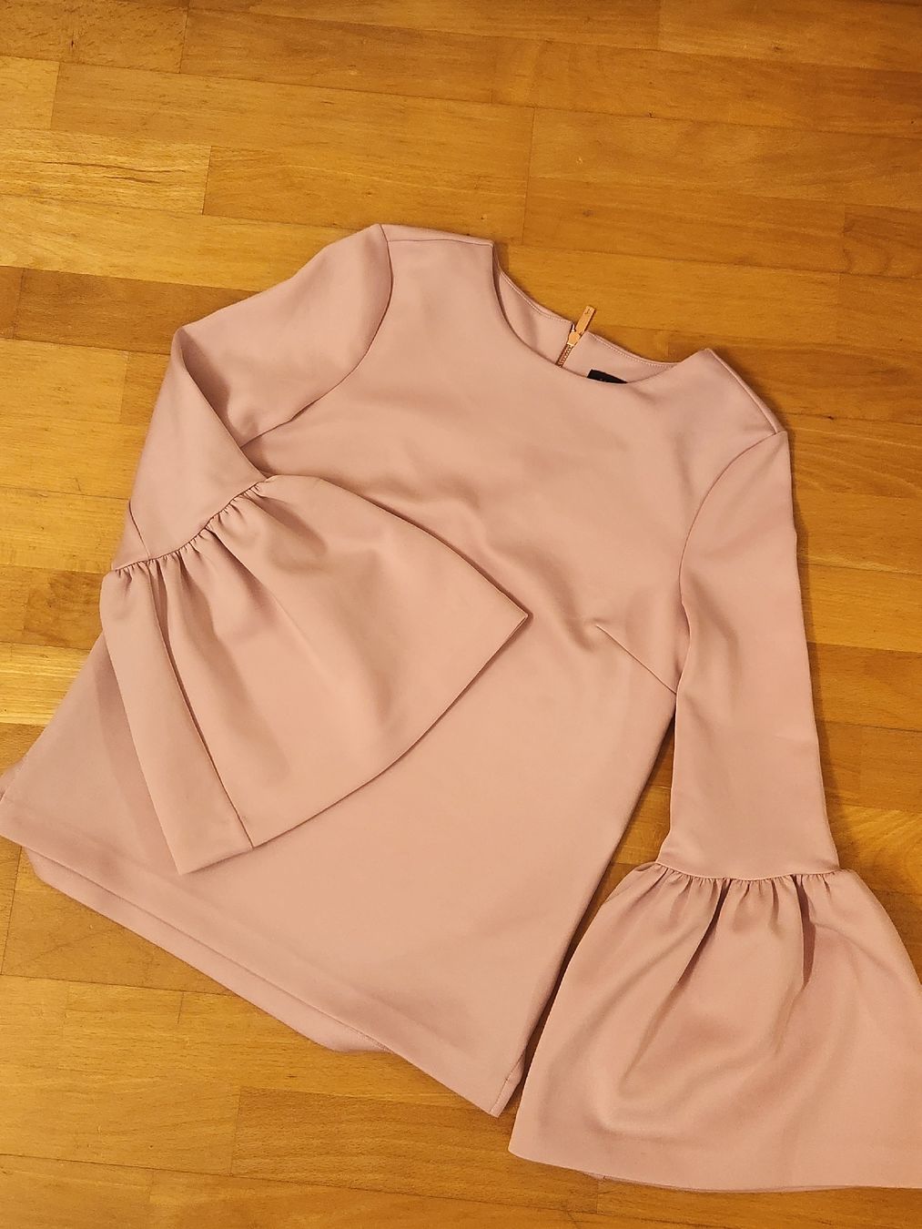 Tops: Ted Baker Top 0/XS – D'occasion à Bronschhofen par eve_l8y7 2