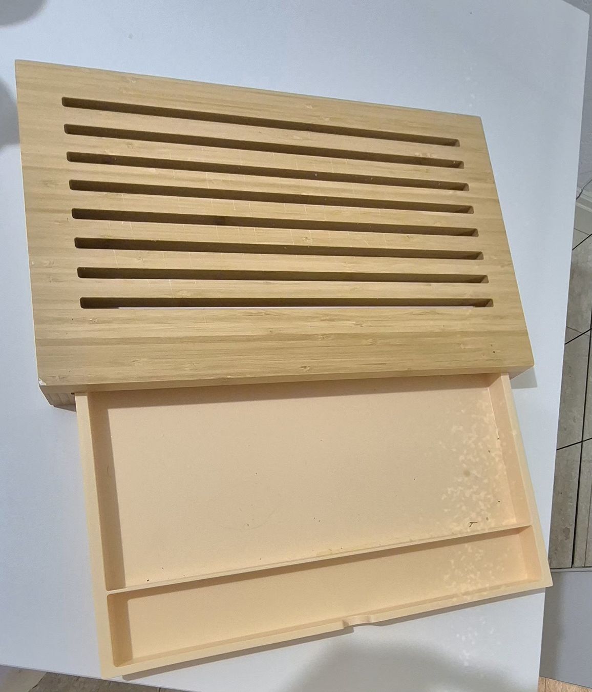 Alessi Küchengeräte: Alessi Schneidebrett – Gebraucht aus Ottenbach von Peerspace_ZG 4