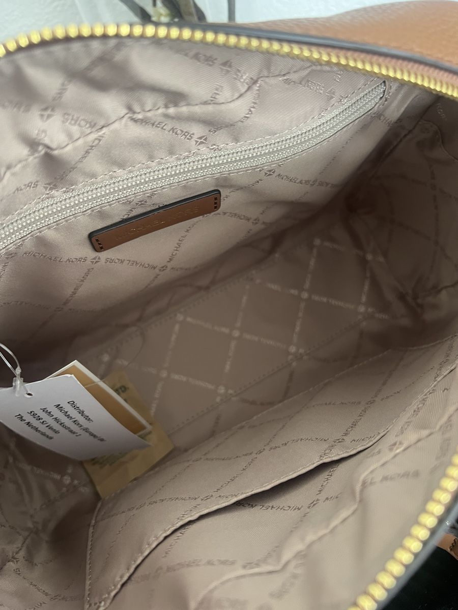 Michael Kors Taschen für Damen: Michaelkors Thompson – Neu und originalverpackt aus Niederbipp von thu_b56g 4