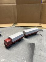 Mercedes Benz LKW Modell mit Anhänger,