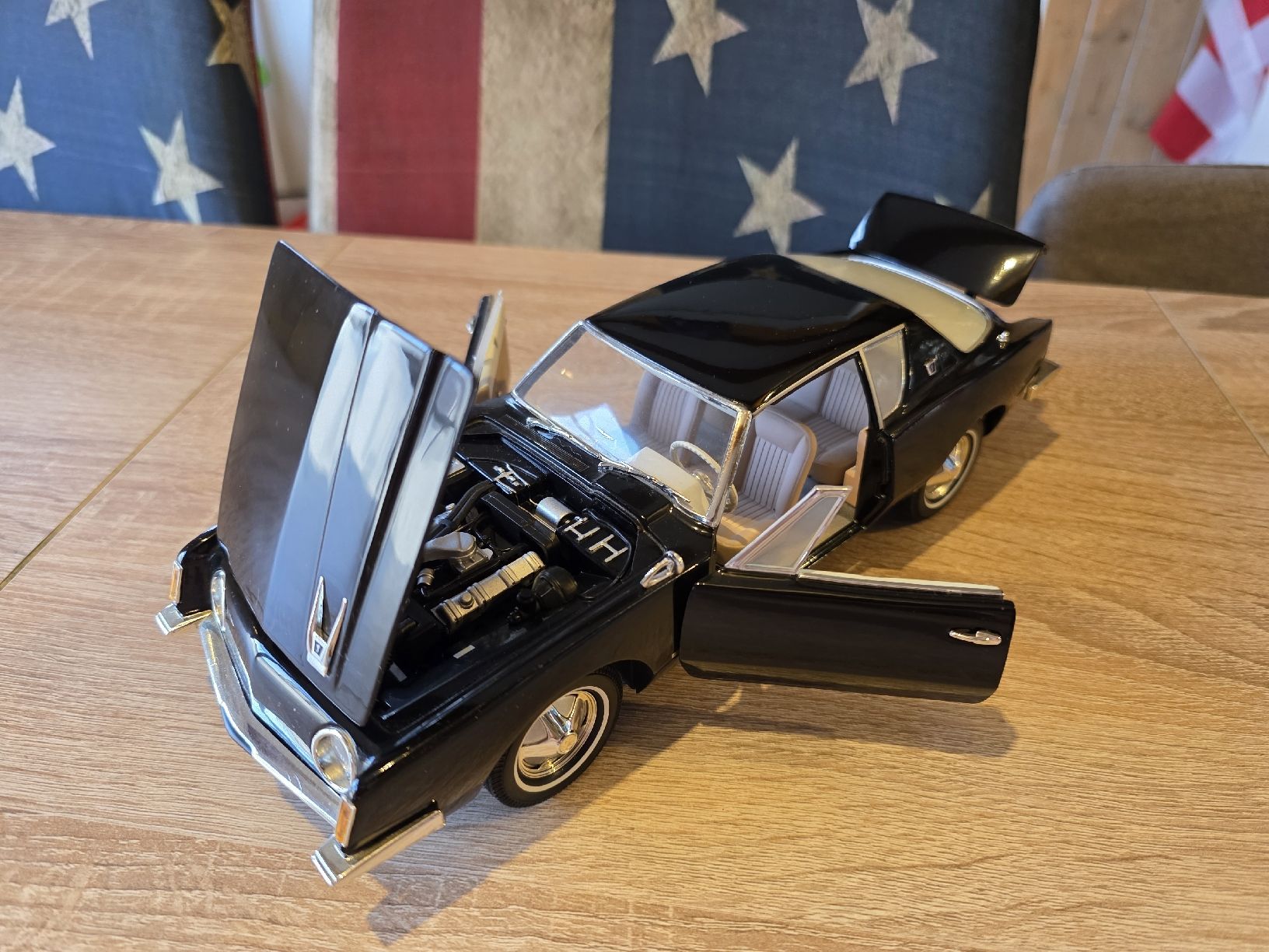 Modellini d'auto: 63'Studebaker Avanti Coupe 1:18 – Usato da Goldingen venduto da Muscle_Cars84 6