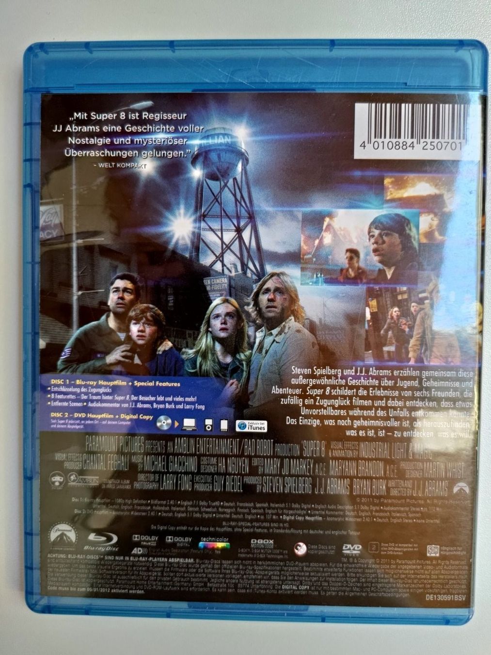 Alle DVDs: Super 8 – Gebraucht aus Liestal von Kratzilla 2