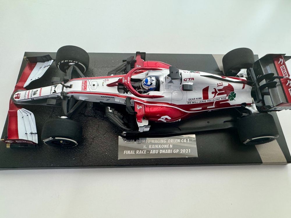 Minichamps 1:18 Alfa Romeo C41 Kimi Raikkonen - Dernière Course GP Abu Dhabi 2021 - NEUF