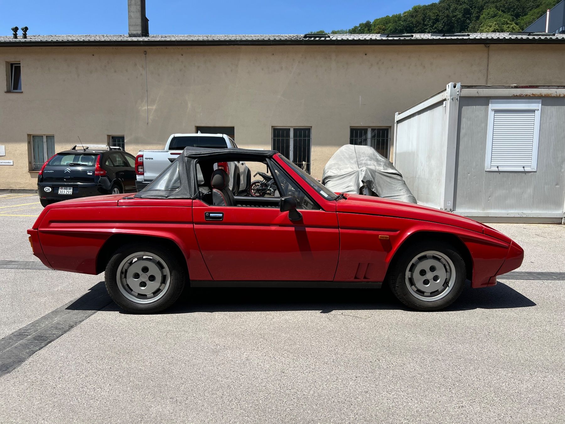 Reliant Automobili: 1986 Reliant Scimitar SS1 1600 LHD – Usato da Fenil-sur-Corsier venduto da HEMIsphere_Garage 3