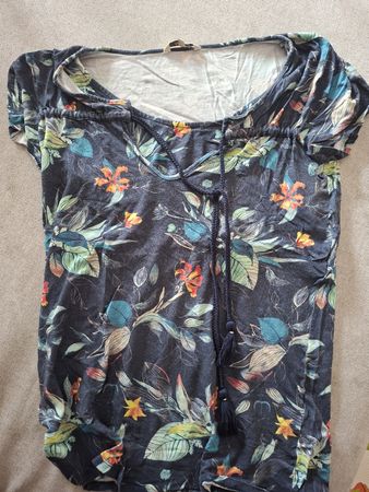Schwangerschafts Noppies Damen T-Shirt floral Grösse L