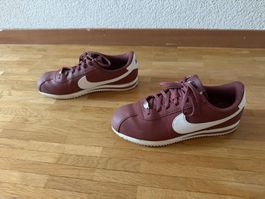 Nike Schuhe in Größe 40