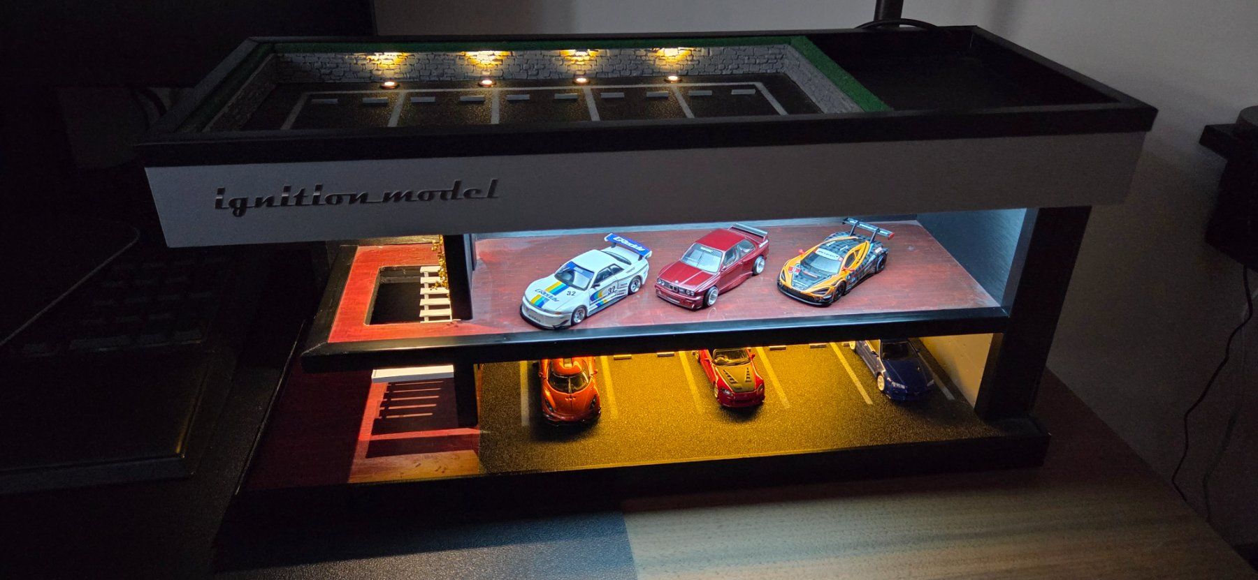 Kit di modellismo & Modellini statici: Diorama Garage Parking pour miniature 1/64 – Usato da Gland venduto da Lydan86 5
